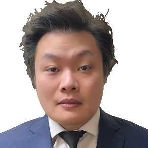 John Ho headshot 1