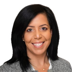 Yari Simmons headshot Edited